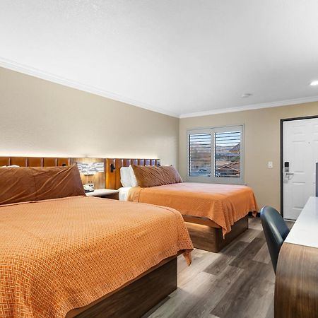 Santa Clarita Motel - Near Six Flags Magic Mountain - Valencia Extérieur photo